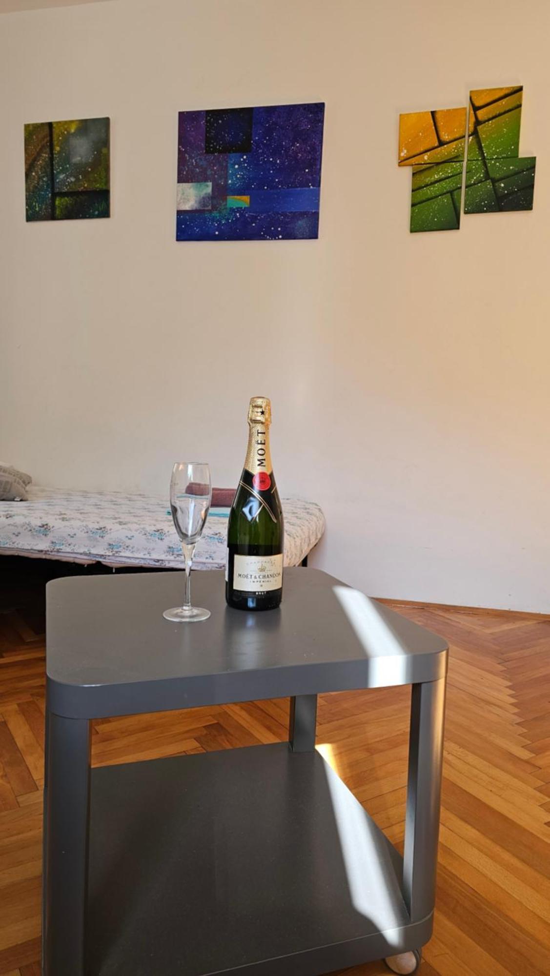 Apartment 22 أوميس المظهر الخارجي الصورة